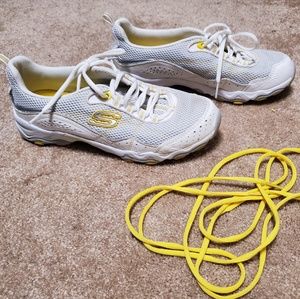 Sketchers Shoes